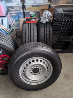 245/70r/17 Toyo Open Country