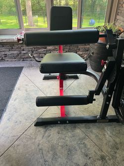 Leg machine