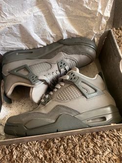 Air Jordan cement 4’s