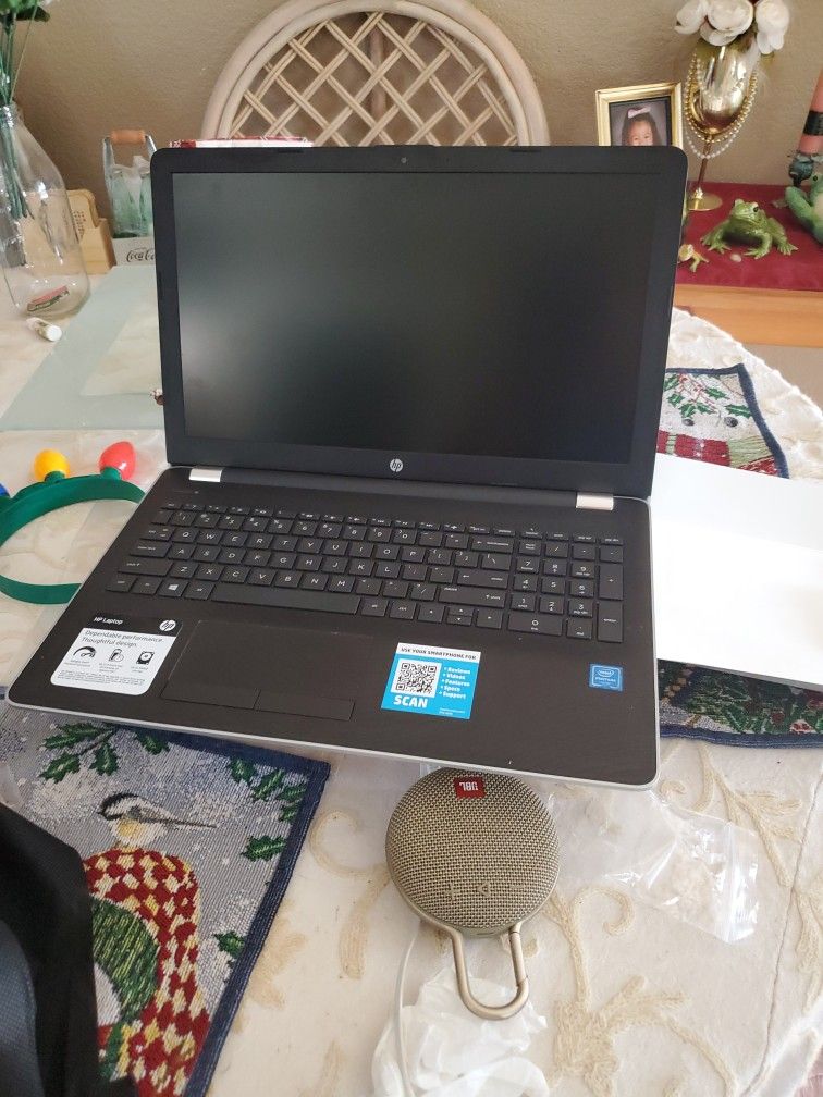hp,windows 10,muy Poco Usada