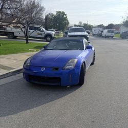 2004 Nissan Z
