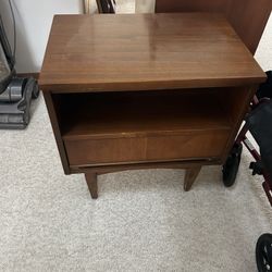 Mid Century Single Drawer Walnut Nightstand