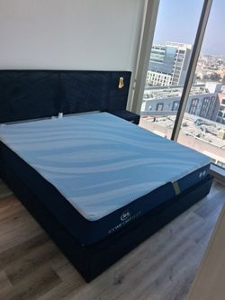 Serta Comfort eco 12.5 Foam plush tight top King Mattress.   New in a plastic sealed. We offer same day delivery