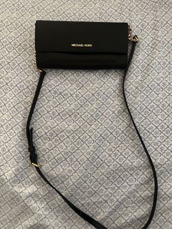 MK PURSE