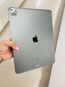iPad Pro 5th Gen M1 12.9inch 128gb