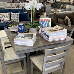 Lovely Kitchen Table💎Easy Financing ✨Free Delivery 🚚 