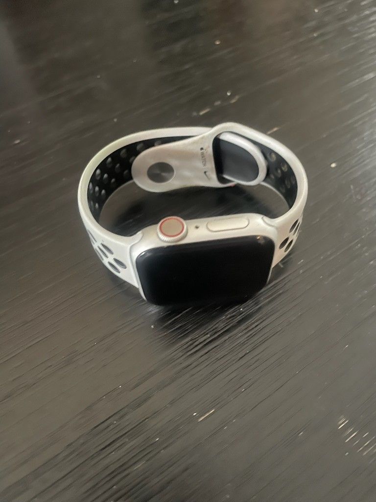 Brand New Apple Watch
