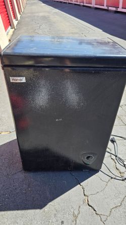 Wanting small deep freezer