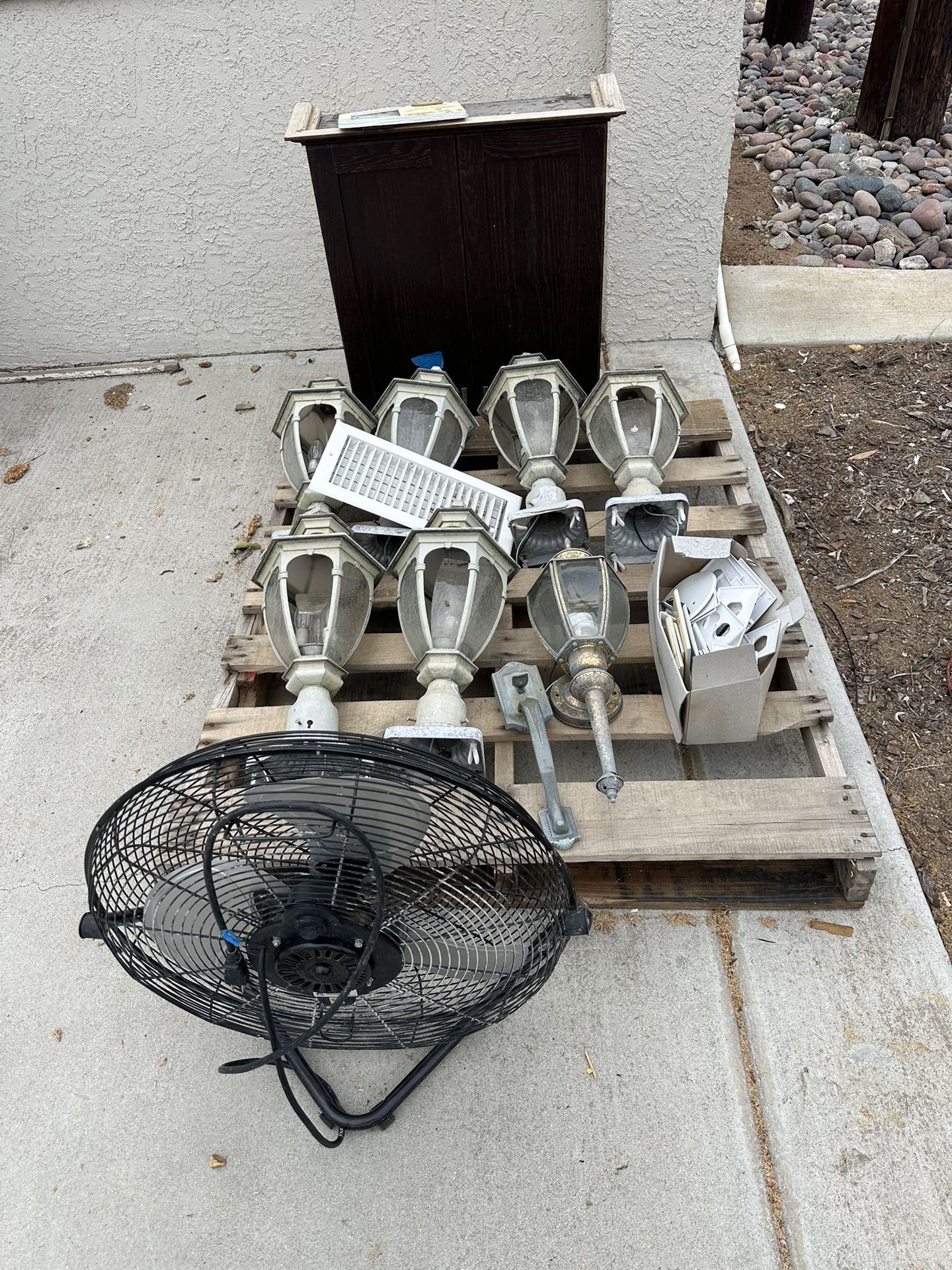FREE Stuff