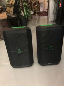 Pair of Mackie Thump-Go Battery and AC-Powered speakers 250-High Powered Watts 5-Settings Bluetooth Ready 3-XLR inputs and 1-1/8 input $40 cover inclu
