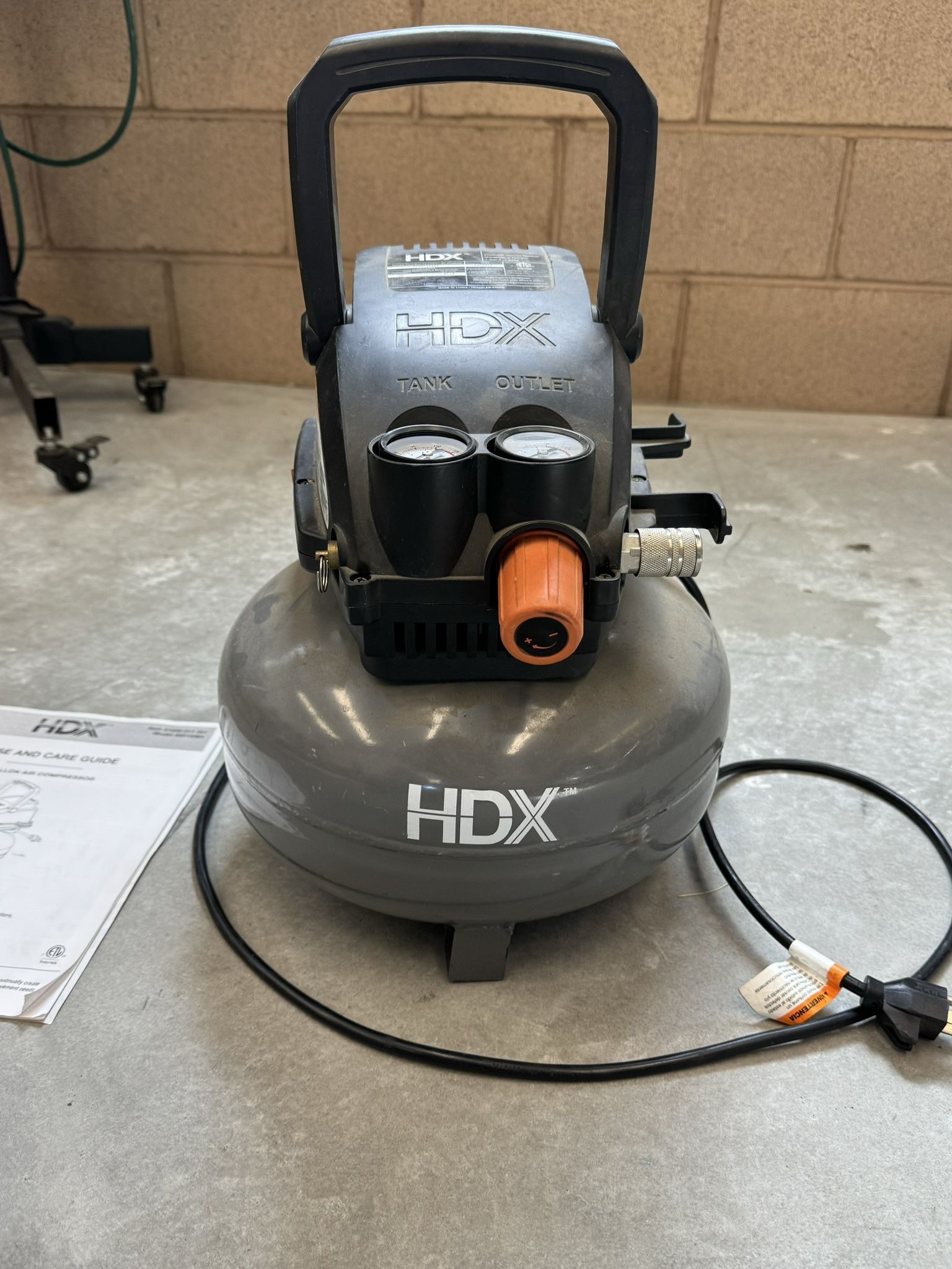 HDX air Compressor 2 Gal 100 PSI for Sale in Redlands, CA OfferUp