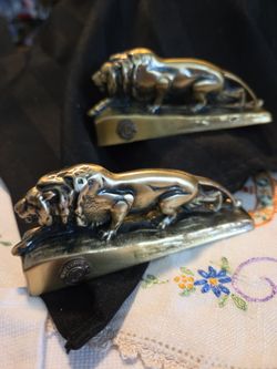 Vtg Lions Club International Bronze Prowling Lion Paperweights Set of Two