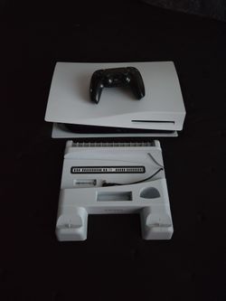 Ps5 Disc version with Charging and Cooling stand