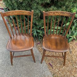 2 Vintage Chairs