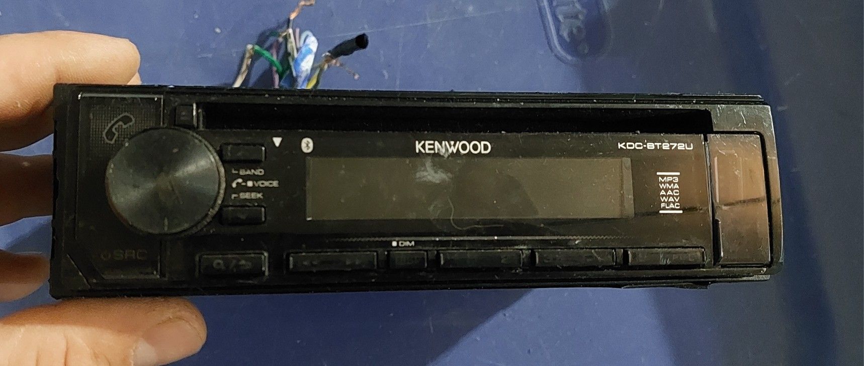 Kenwood KDC-BT272U Bluetooth CD Player iPhone Android Pandora MP3 AM FM USB Aux