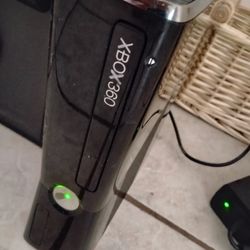 XBOX 360 With 250GB Hard Drive 