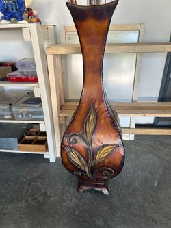 Metal large vase 38”