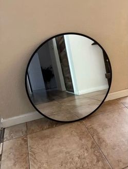 Wall mirror