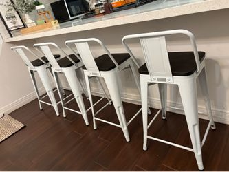 Set of 4 metal and wood bar stools