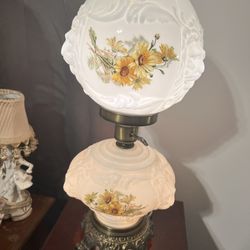Gone With The Wind Lions Head Lamp 