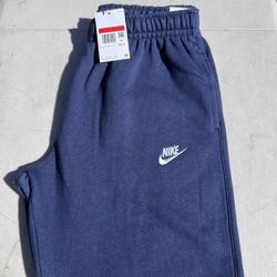 New Men’s Nike Sweats Size Large 