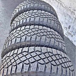 275/65/18 vendo un set de llantas Marca Goodyear en perfectas condiciones de vida las 4