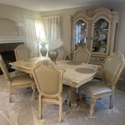 Dining Room Table With Six Chair