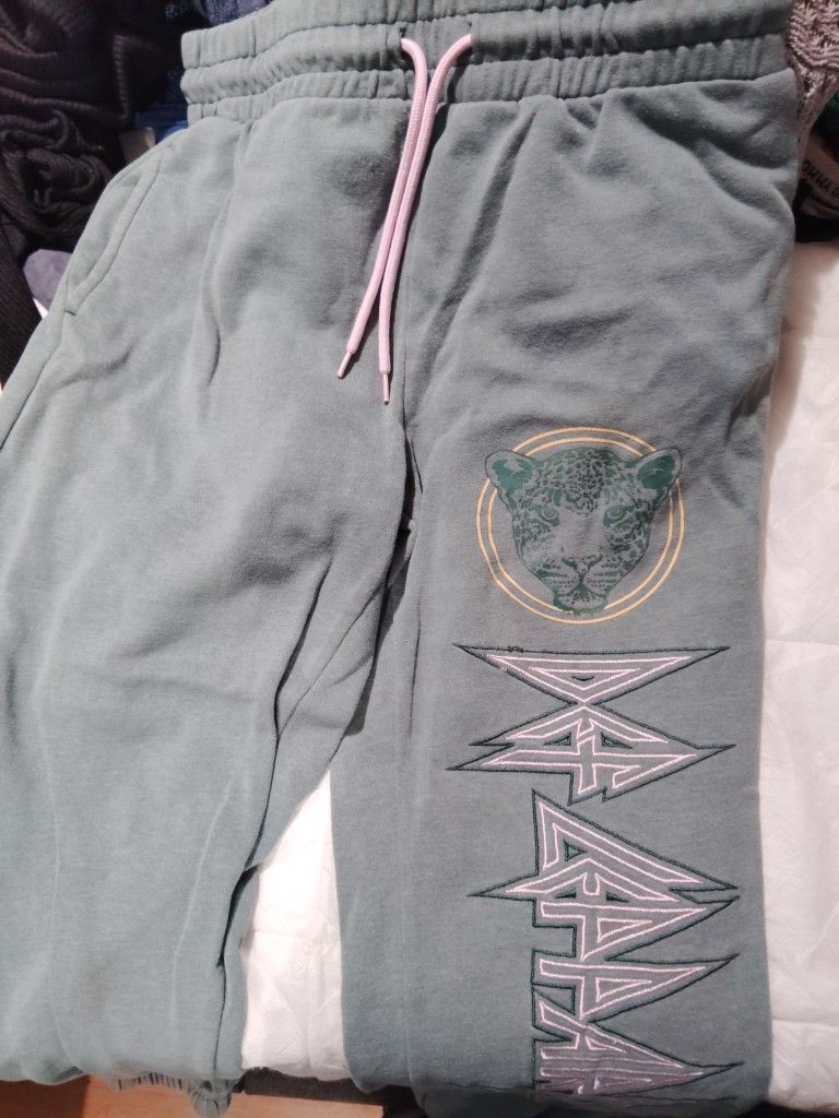 Green Sweatpants