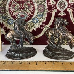 ANTIQUE END OF TRAIL SINGLE BOOKEND COPYRIGHT 1927 GIFTHOUSE INC. NYC 