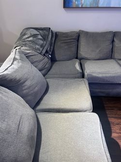 Soild spacious clean Grey sectional  _great buy no cap
