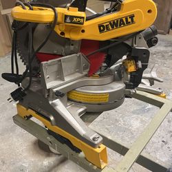 Dewalt 
