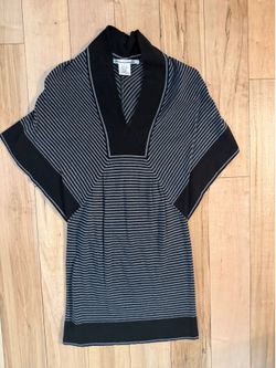 Max studio striped v neck dress Small