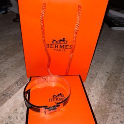 Hermes “Clic” Bracelt (Perfect  Mothers Day Gift) LOOKING FOR BEST OFFER!