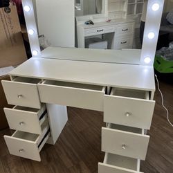 Vanity - White Color - LED -inbox