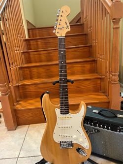 Squier Affinity Stratocaster w/ Fender Amp