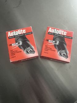 8 Autolite Copper Core 3924 Spark Plugs 