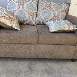 sofas 