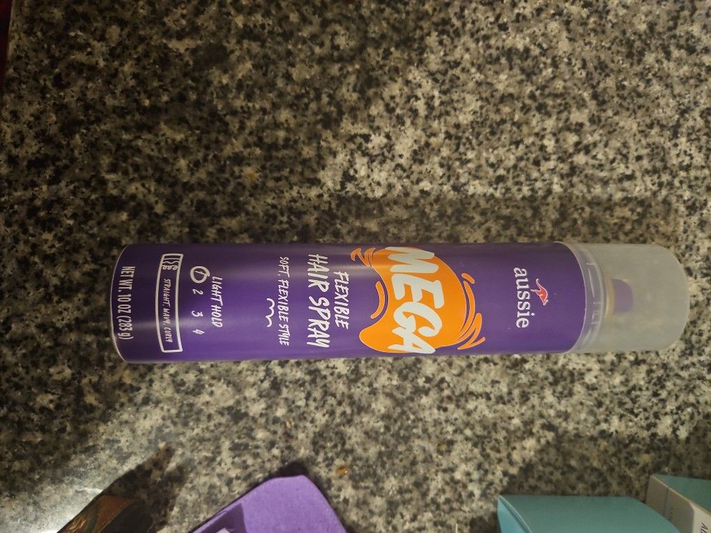 Aussie Mega Hair Spray