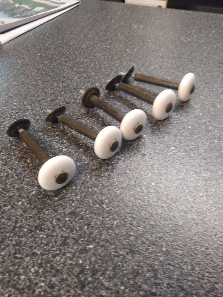 5. PORCELAIN. COAT  HOOKS.   
