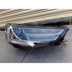 2017 2018 2019 AUDI A4 RIGHT HEAD LIGHT