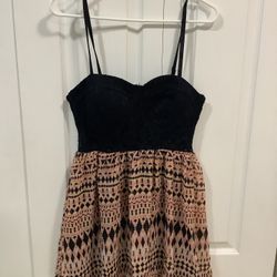 MATERIAL GIRL DRESS NEW SIZE LARGE.