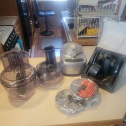 Cuisinart Food Processor With Custom Attachments 