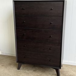 Nice Dresser