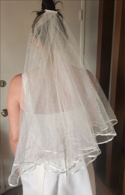 Two-Tier White Bridal Wedding Veil