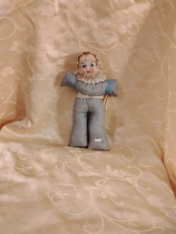 30s China Pin Cushion 