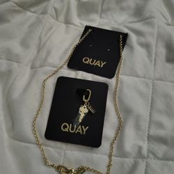 Quay necklace and charm set
