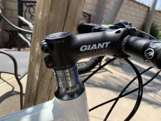 Giant aluxx 6000 series deals price