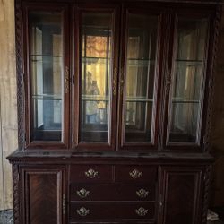 Vintage Mahogany Chine Cabinet With Hutch 