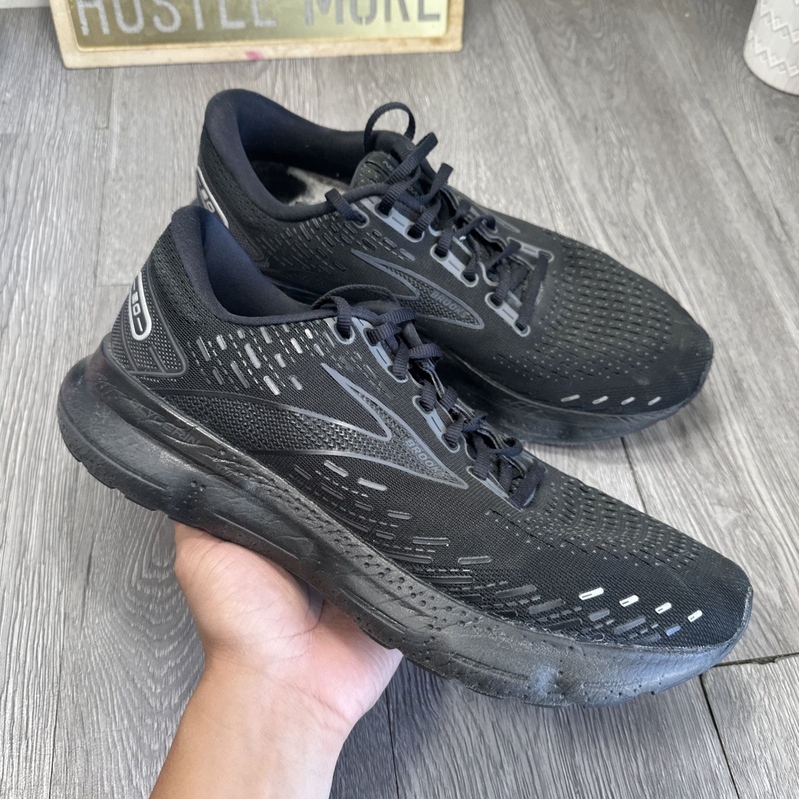 Brooks Mens Glycerin 20 1103821D020 Black Running Shoes Sneakers