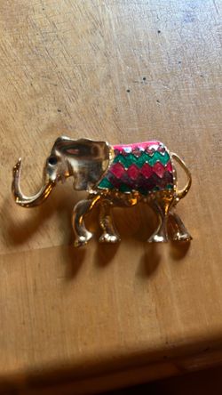 Vintage elephant brooch
